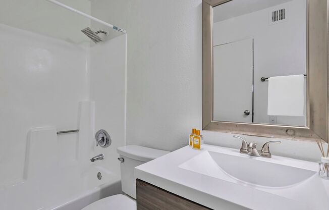 Studio, 1 bath, 452 sqft, $925, Unit 2071