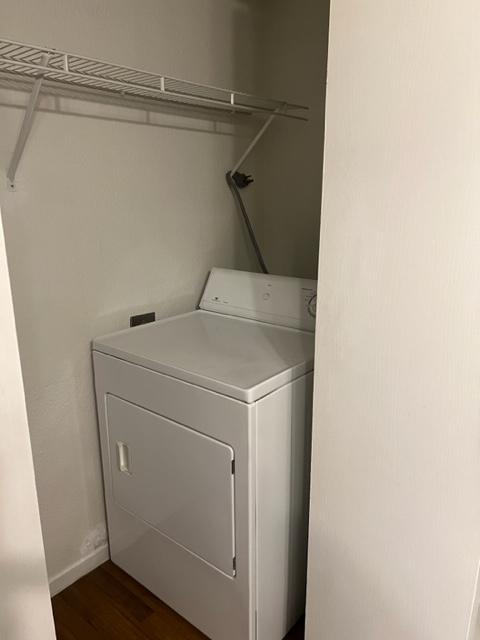 2 beds, 2 baths, 965 sqft, $1,295