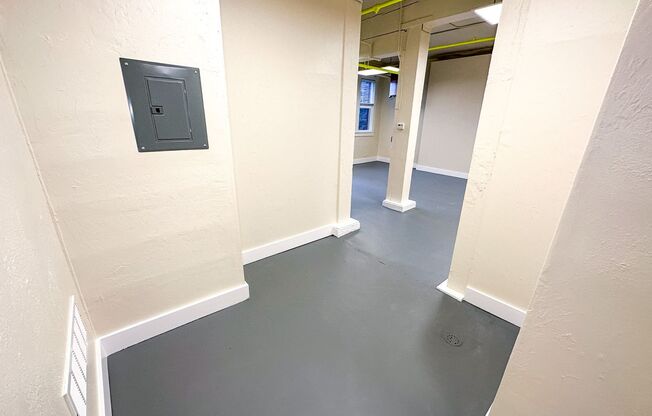 Studio, 1 bath, 1,150 sqft, $1,995, Unit 001