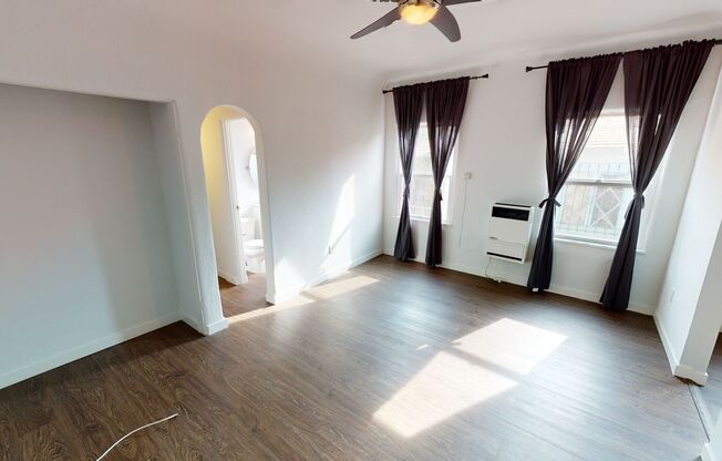1 bed, 1 bath, 636 sqft, $1,795, Unit 126