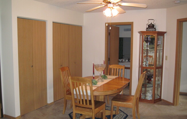 2 beds, 2 baths, 1,031 sqft, $1,405, Unit 3710134