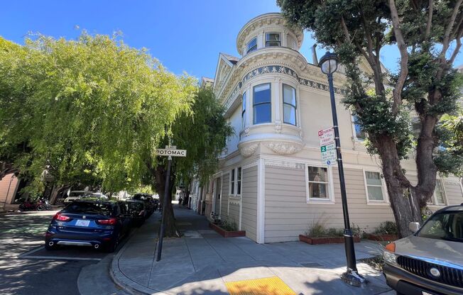 Epic REA - Beautiful 3BRs+1BA in the Duboce Triangle Neighborhood