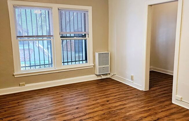 223-1724 N EDGEMONT ST