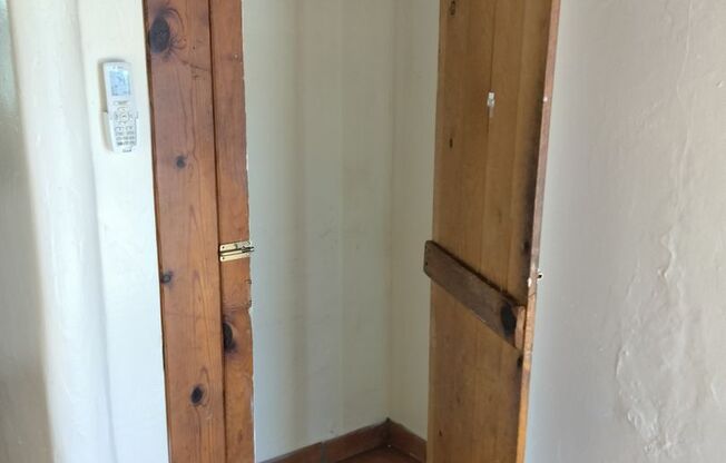 Welcome to Adobe Manor in Albuquerque, NM!