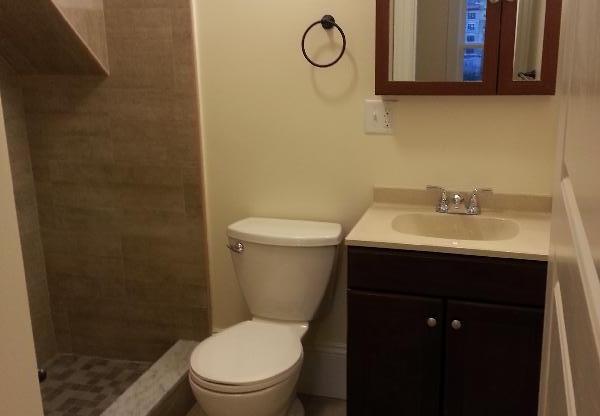 3 beds, 3 baths, 1,400 sqft, $5,400, Unit 2