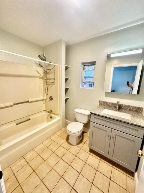 1 bed, 1 bath, $2,800, Unit 3