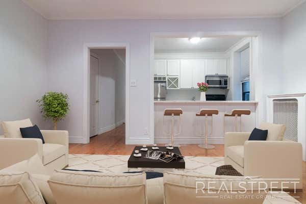 1 bed, 1 bath, $4,250, Unit 4A