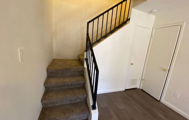 2 beds, 1.5 baths, $1,400