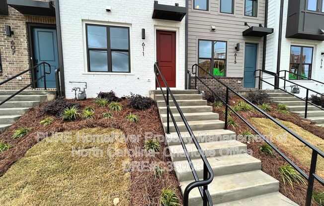 611 W TREMONT AVE