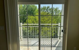 2 beds, 2 baths, 1,150 sqft, $1,935, Unit 5380300