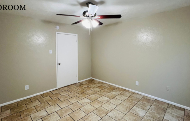 1 bed, 1 bath, 666 sqft, $1,175, Unit 1-126