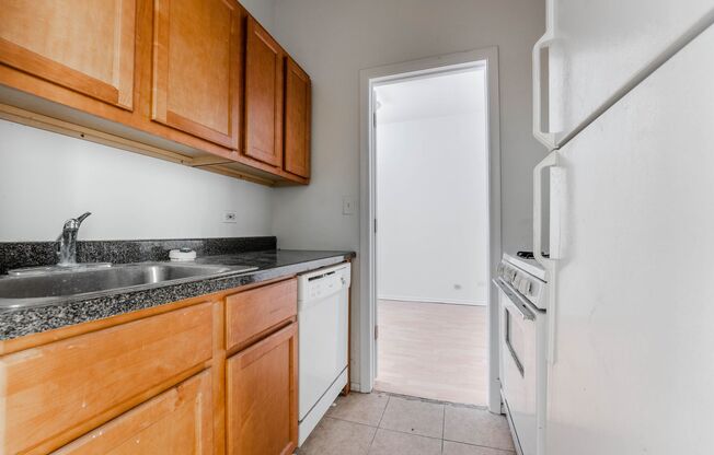 1 bed, 1 bath, 375 sqft, $1,395, Unit 4615-GC