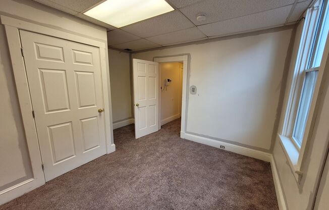 2 beds, 1 bath, $1,075, Unit 1