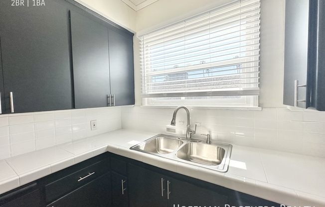 1133 S Westmoreland Ave