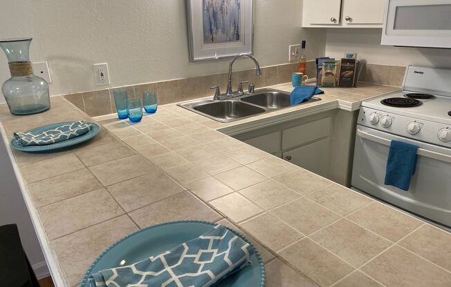 1 bed, 1 bath, $1,650, Unit 205