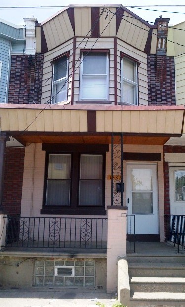 Kensington & Atlantic Ave-Nearby the "EL"