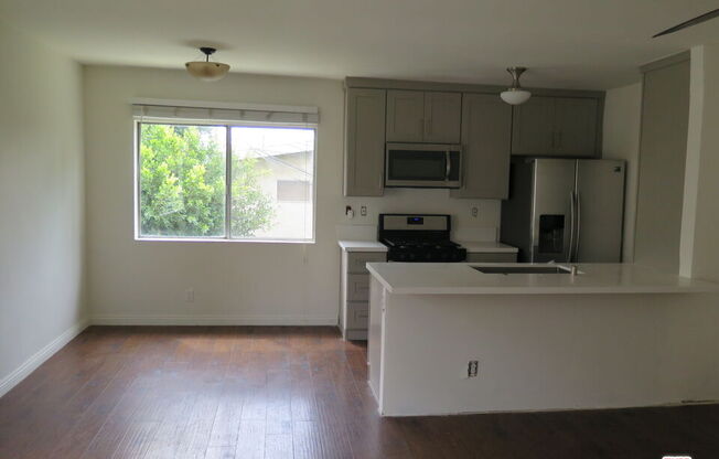 12492 Gilmore Ave Apt 4