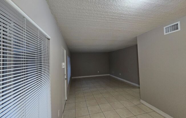 1 bed, 1 bath, 650 sqft, $1,190, Unit 1