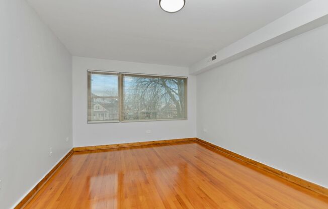 3639 W 63rd MOBILITY ZONE