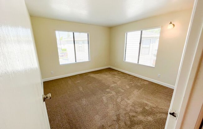 2 beds, 1 bath, 875 sqft, $1,590, Unit 445-238