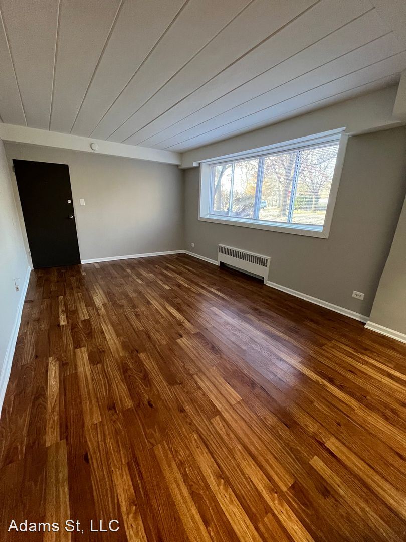 135143 S. Waller Ave Chicago, IL ApartmentAdvisor