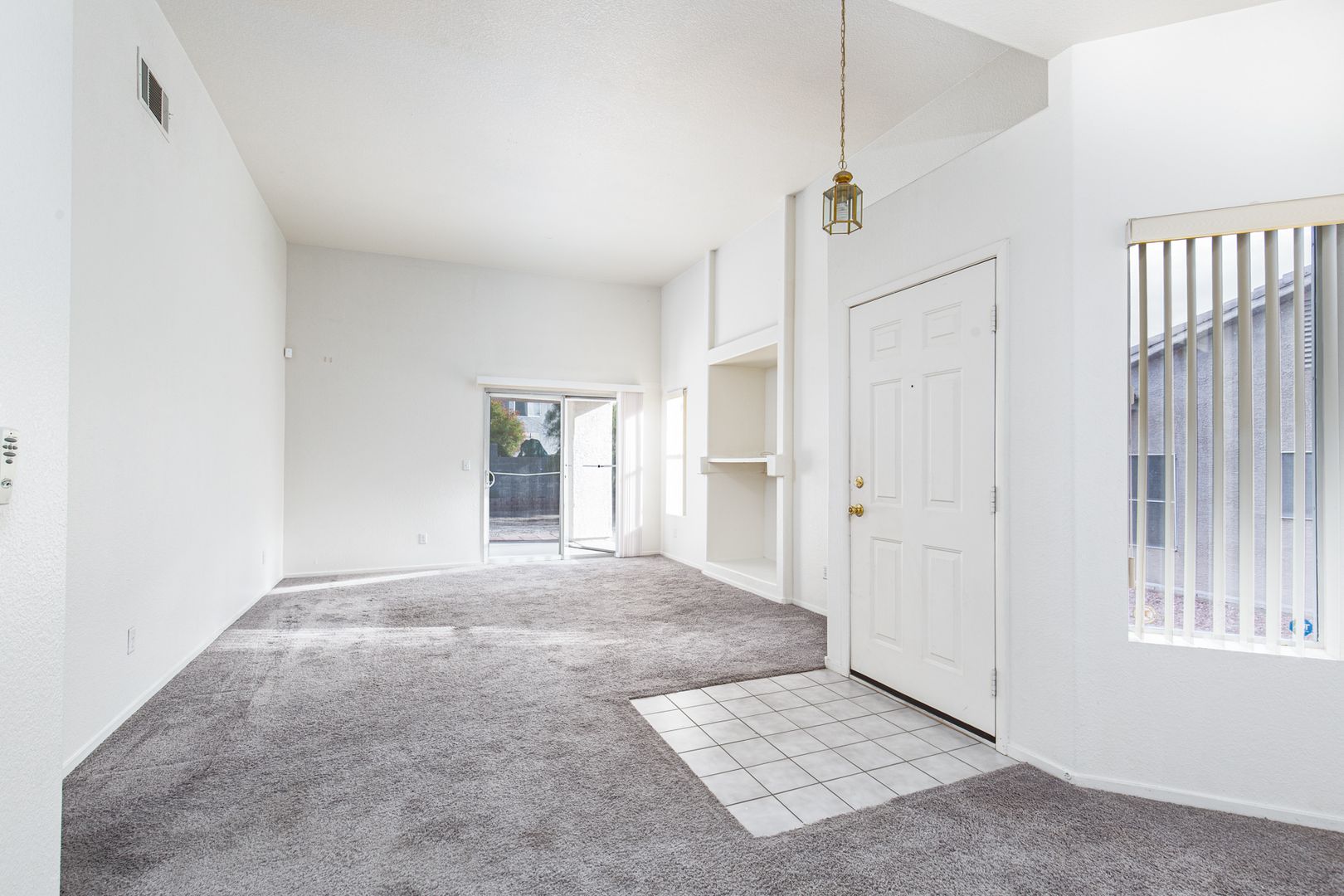 Single story NW home near 95/215