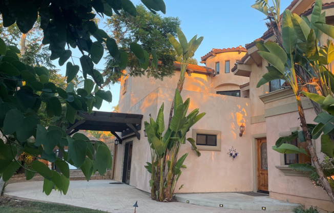 Call for your Private Showing! - Rent Ready August 1st