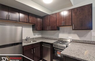 1435 N Dearborn