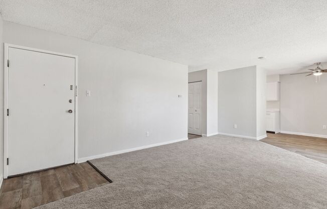 1 bed, 1 bath, 676 sqft, $1,550, Unit 217