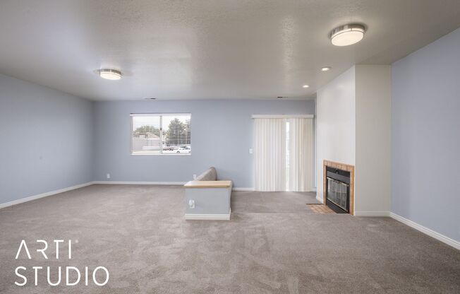 2 beds, 1 bath, 1,097 sqft, $1,550