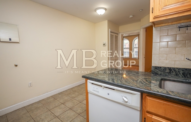 2 beds, 1 bath, 625 sqft, $3,600, Unit 203
