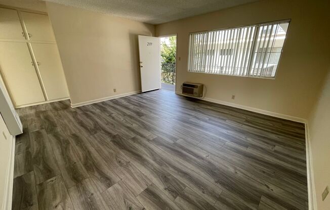 1 bed, 1 bath, 624 sqft, $1,995, Unit 209