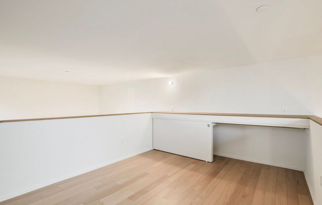 1 bed, 1 bath, 677 sqft, $2,695, Unit 504