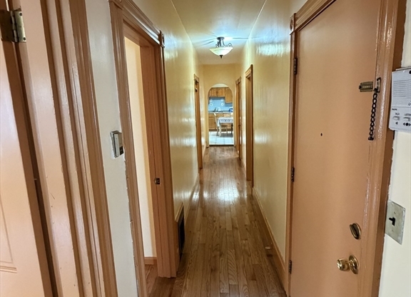 4 beds, 1 bath, 1,500 sqft, $2,800, Unit 2