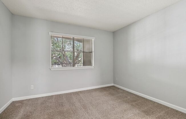 2 beds, 2 baths, 716 sqft, $1,199, Unit 7206