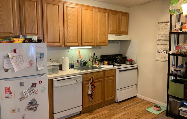 1 bed, 1 bath, 682 sqft, $1,800, Unit 05