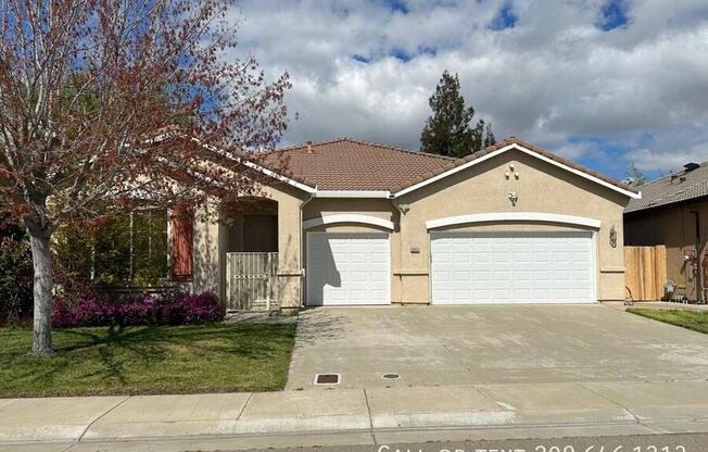 2555 CRESTMORE CIR