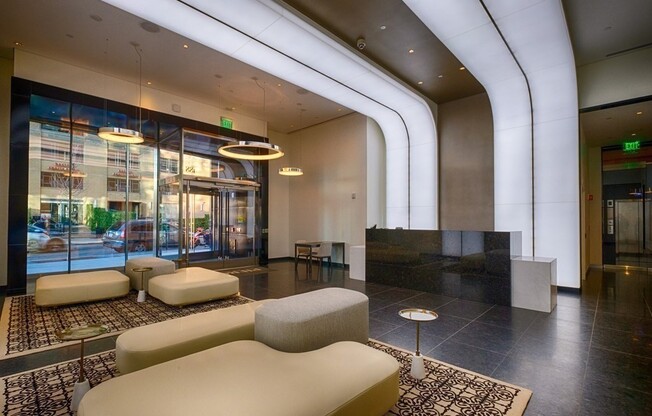 1 bed, 1 bath, 612 sqft, $4,300, Unit 21G