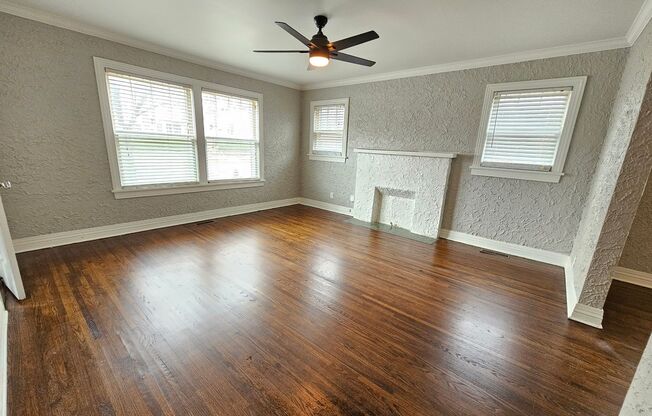 1 bed, 1 bath, 900 sqft, $1,200, Unit 1412-1