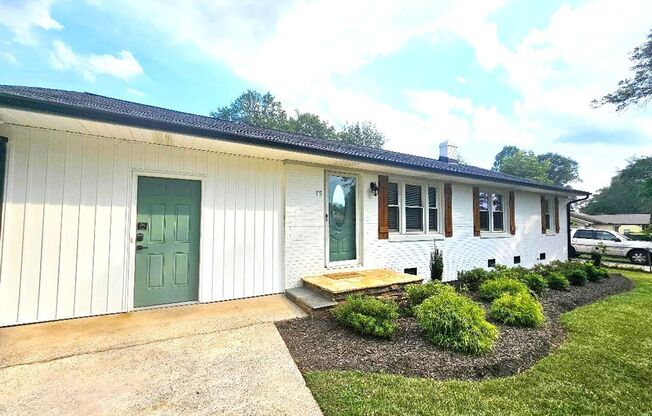 3 Bedroom home minutes from Prisma Health and Downtown Greenville