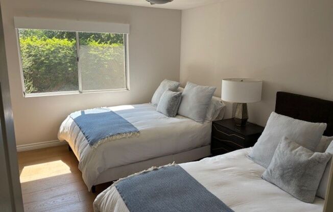 3 Bedroom 2 Bath Short Term Rental August through October