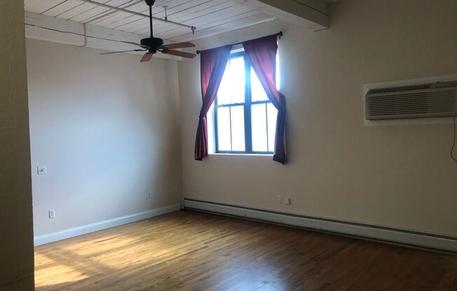 2 beds, 2 baths, 1,230 sqft, $1,600, Unit 1