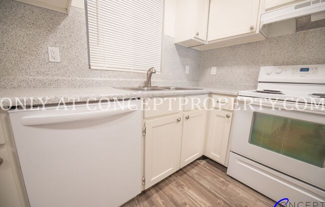 2 beds, 1 bath, 970 sqft, $1,299, Unit 17 PR