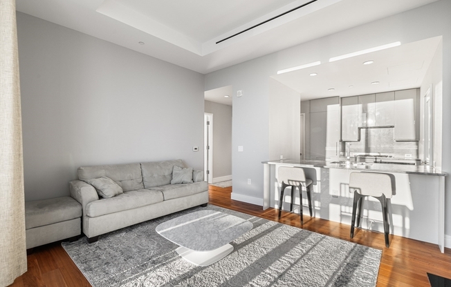 1 bed, 1.5 baths, 876 sqft, $9,800, Unit 3306