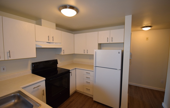 2 beds, 2 baths, 985 sqft, $2,495, Unit 405