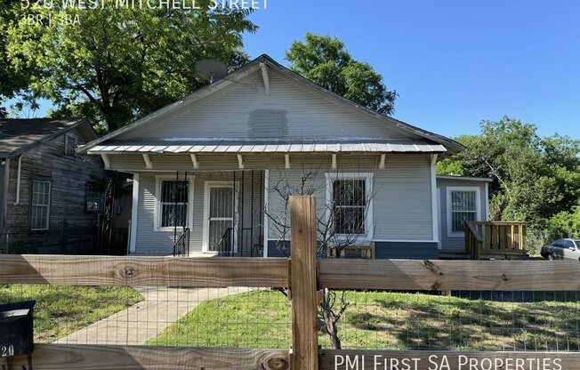 520 W MITCHELL ST