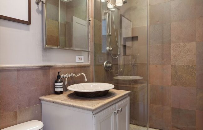 2 beds, 2 baths, $12,500, Unit A504