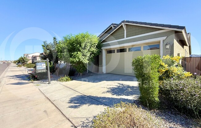 2633 W HIDALGO AVE