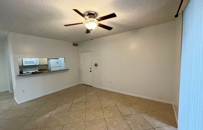ANNUAL RENTAL - RESERVE AT NAPLES 2 BED / 1 BATH