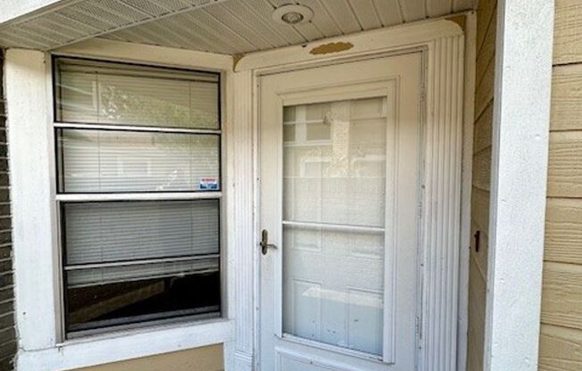 3 bed/2.5 bath in Metro West - Available NOW! Great Location!